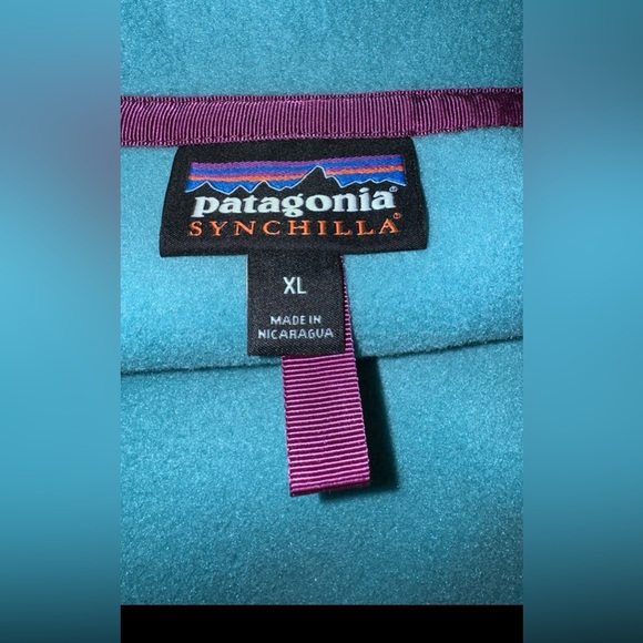 Men’s Patagonia 1/4 botton down pullover - Picture 2 of 5